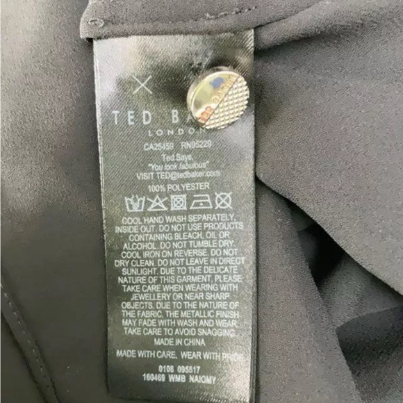 EUC [Ted Baker] Naiomy Black/Silver Flecked Wrap Printed Blouse Top Womens Sz 2 - Picture 8 of 11